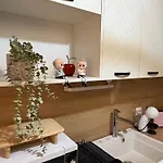 Brassovia Hideaway Apartment *
