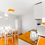 Brassovia Hideaway Apartment