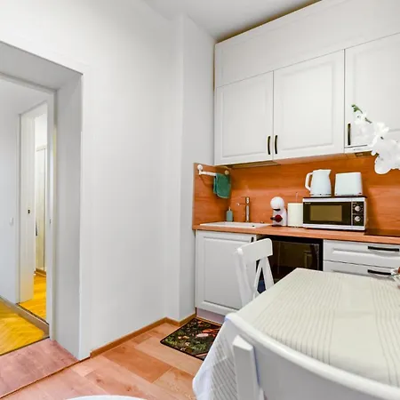 Brassovia Hideaway *
