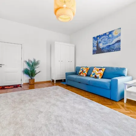 Brassovia Hideaway Apartment *