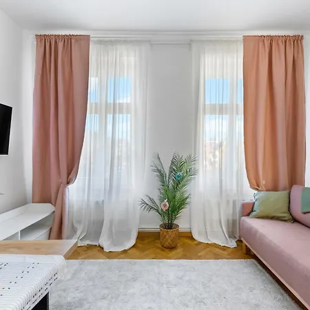 Apartment Brassovia Hideaway *