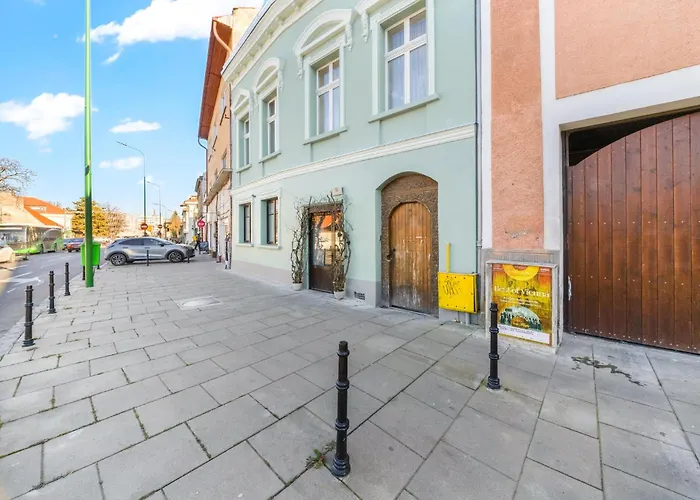 Brassovia Hideaway *